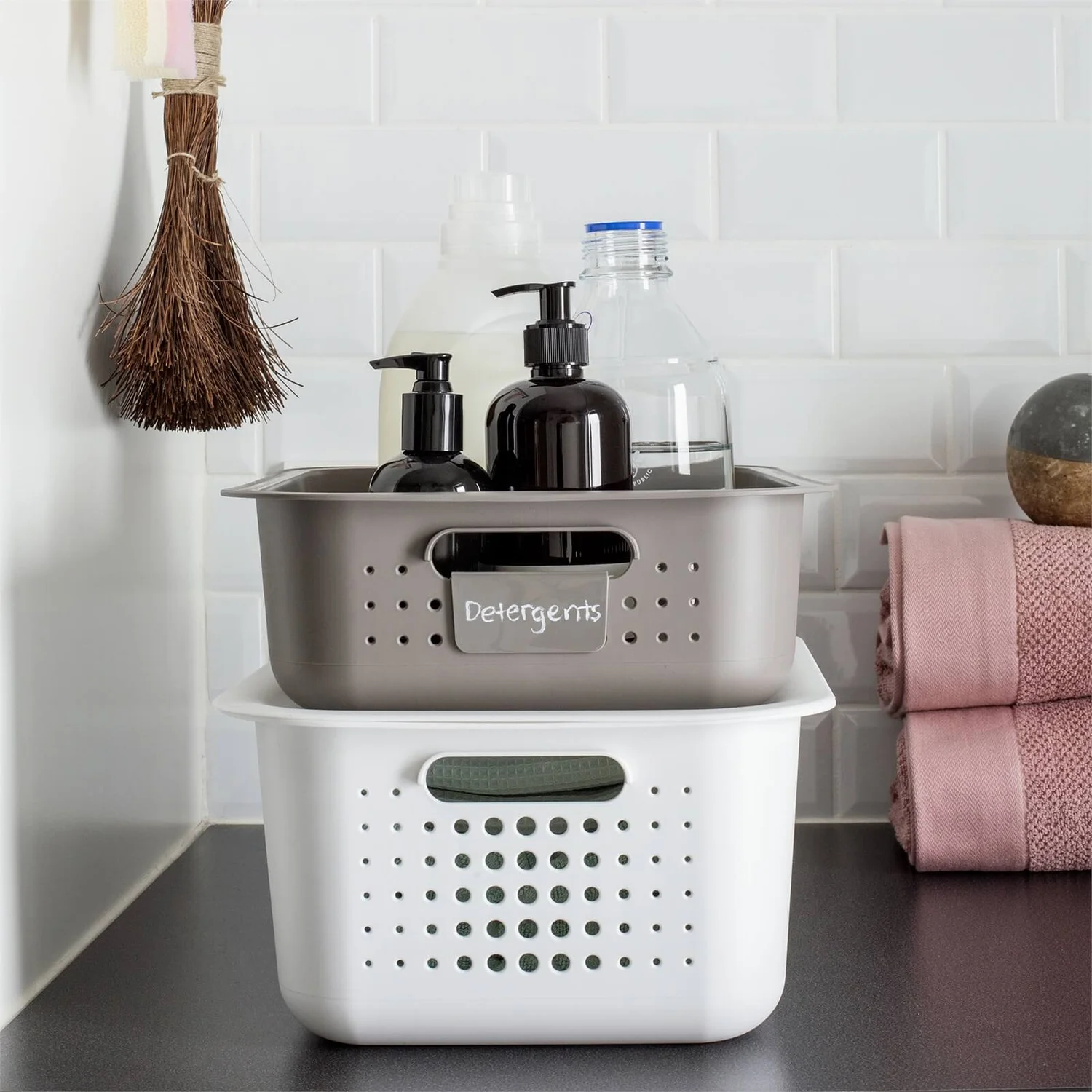 Smartstore 10L Wardrobe Basket - White 6 Smartstore 10L Wardrobe Basket - White - Image 4