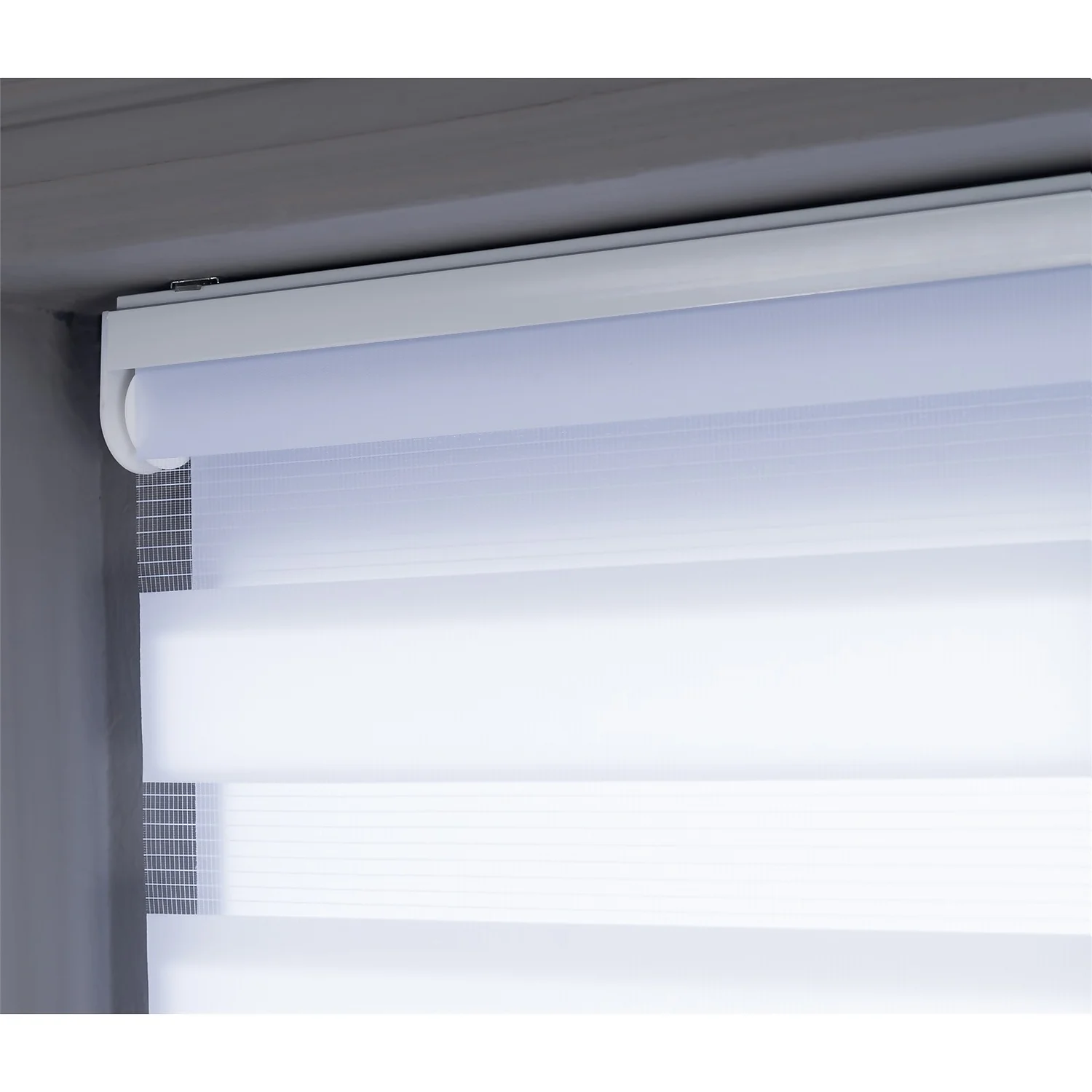 Night & Day Roller Blind - White - 70x160cm 7 Night & Day Roller Blind - White - 70x160cm - Image 5