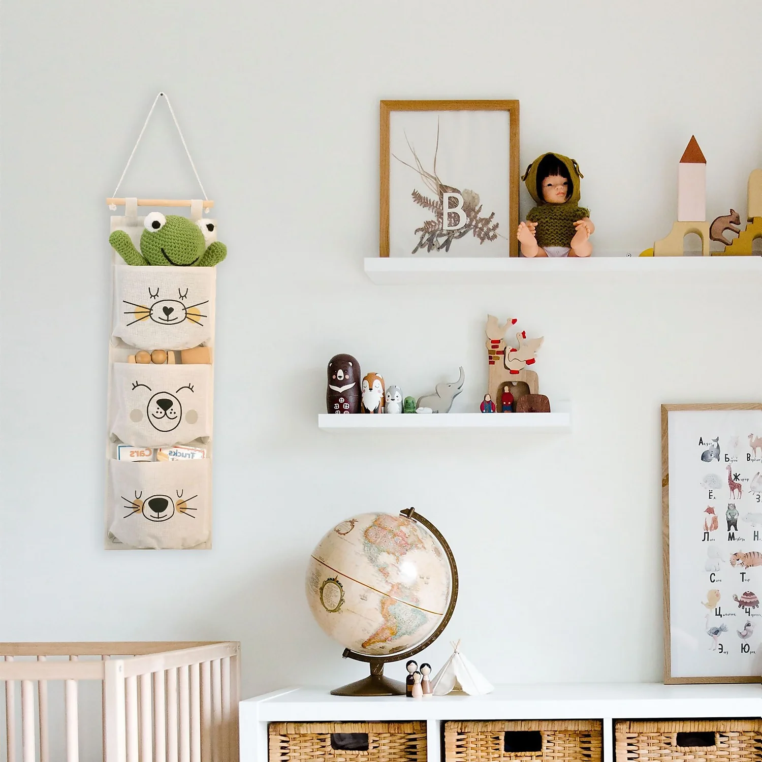 Kids 3 Pocket Hanging Organiser - Polar Bear 5 Kids 3 Pocket Hanging Organiser - Polar Bear - Image 3