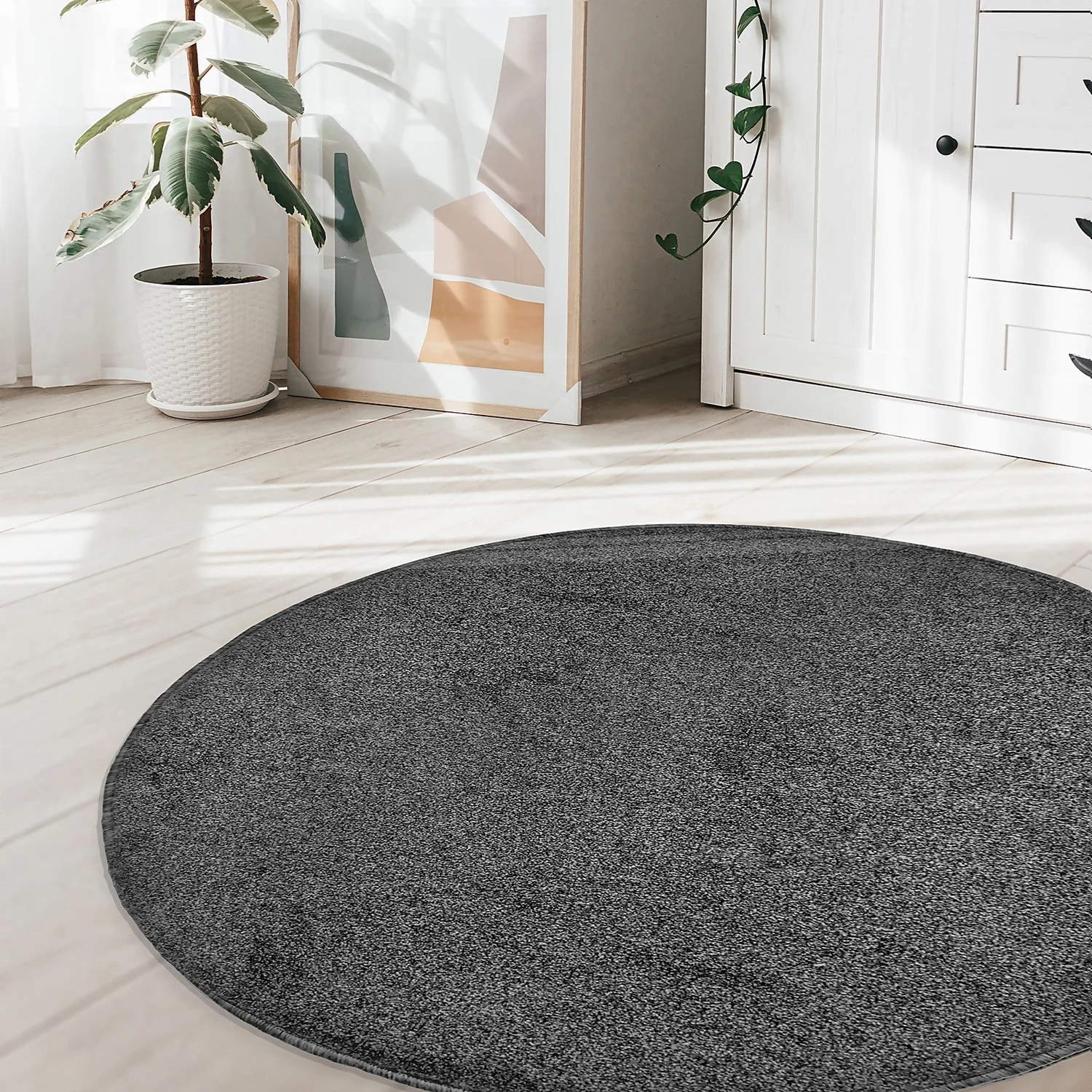 Relay Circular Rug - Dark Grey - 133cm 4 Relay Circular Rug - Dark Grey - 133cm - Image 2