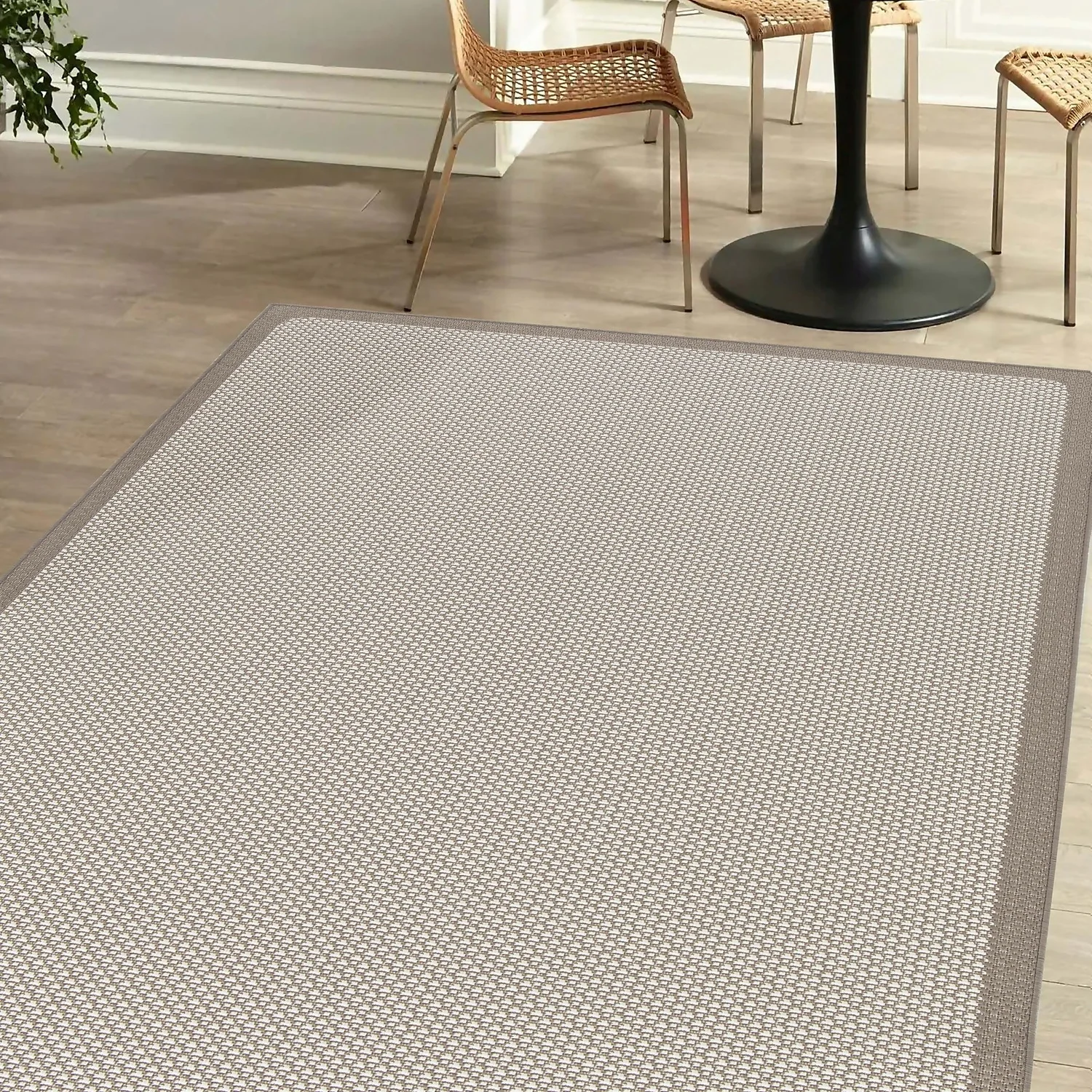 Relay Recycled Indoor/Outdoor Rug - Natural - 160x230cm 5 Relay Recycled Indoor/Outdoor Rug - Natural - 160x230cm - Image 3
