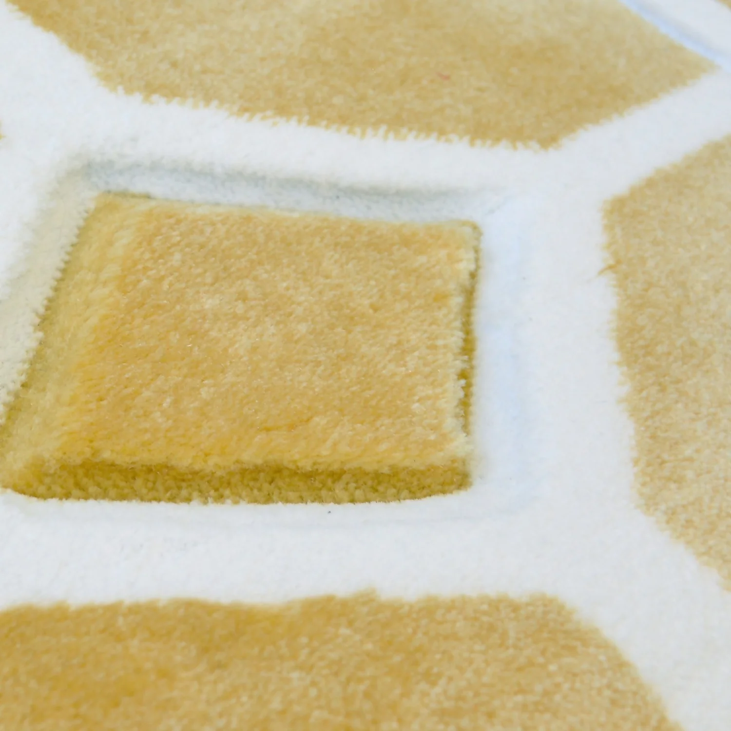 Daytona Gorton Rug - Ochre - 160x230cm 4 Daytona Gorton Rug - Ochre - 160x230cm - Image 2